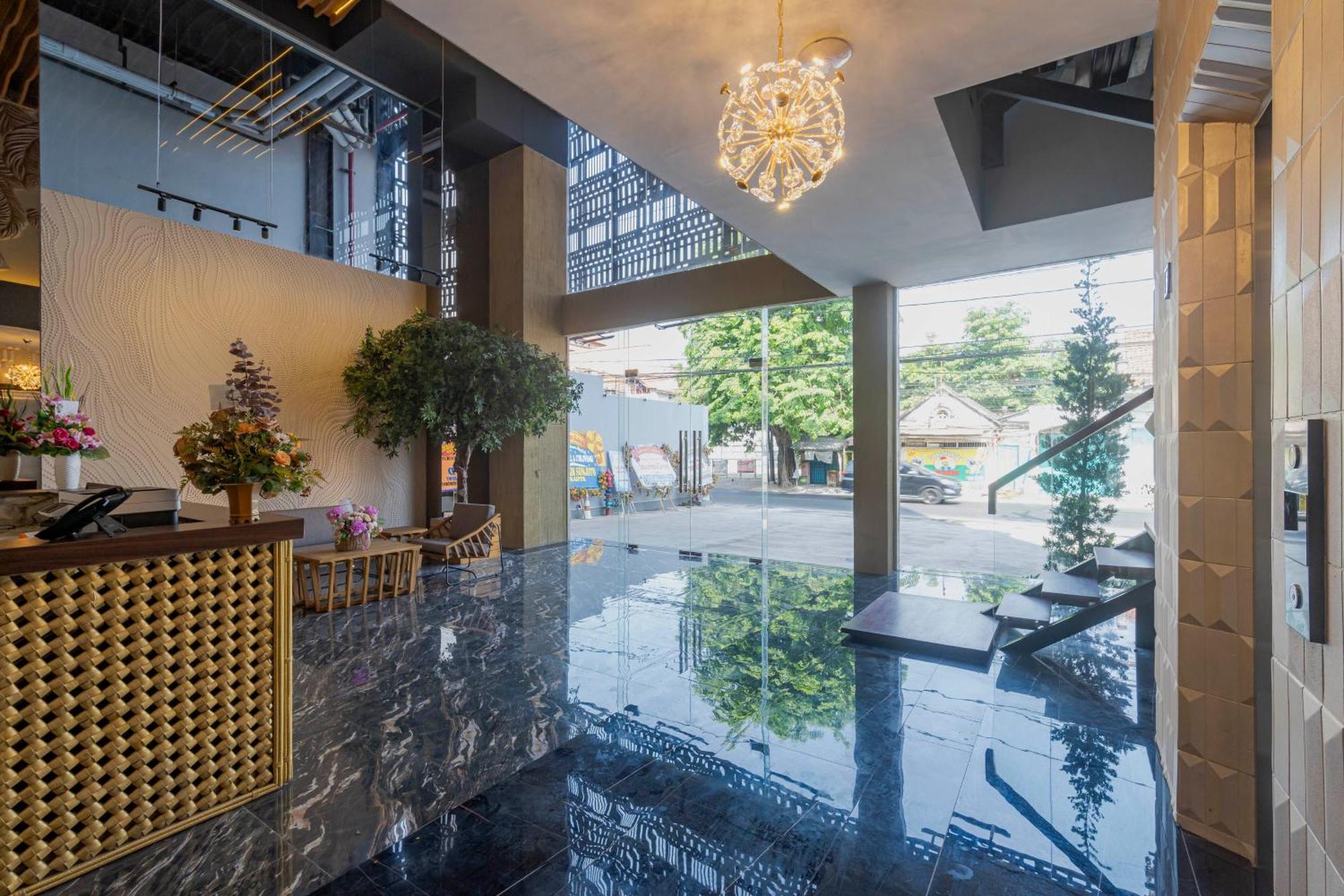 Stay.Vie Hotel سورابايا المظهر الخارجي الصورة
