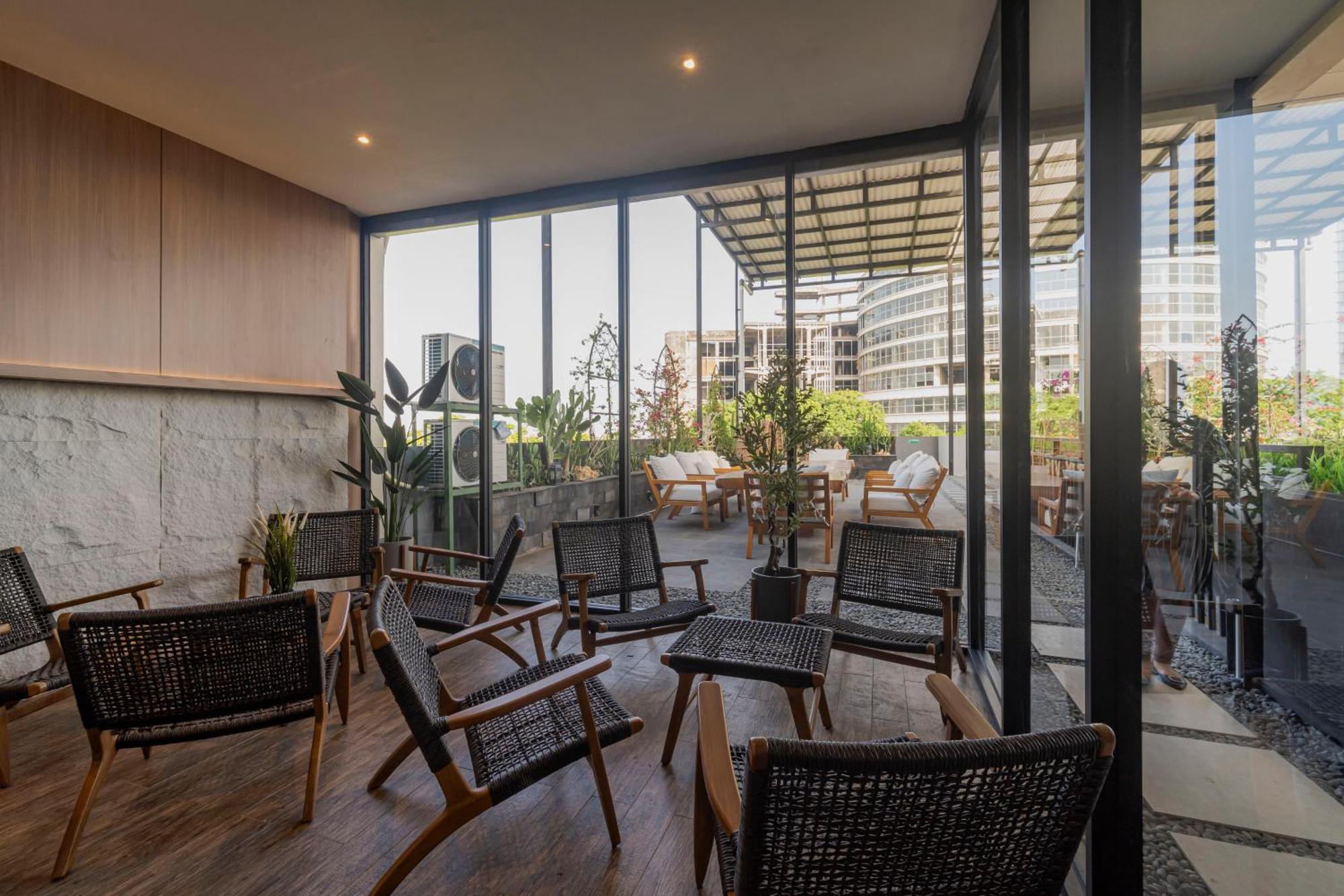 Stay.Vie Hotel سورابايا المظهر الخارجي الصورة