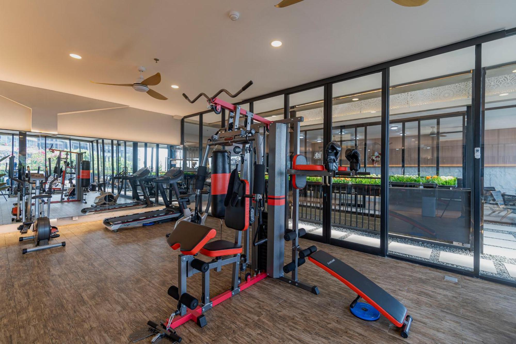 Stay.Vie Hotel سورابايا المظهر الخارجي الصورة