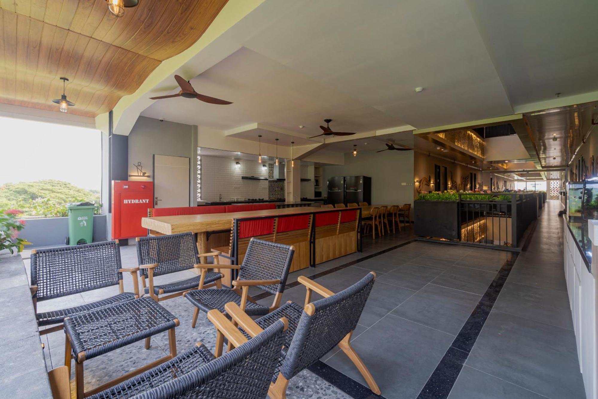 Stay.Vie Hotel سورابايا المظهر الخارجي الصورة