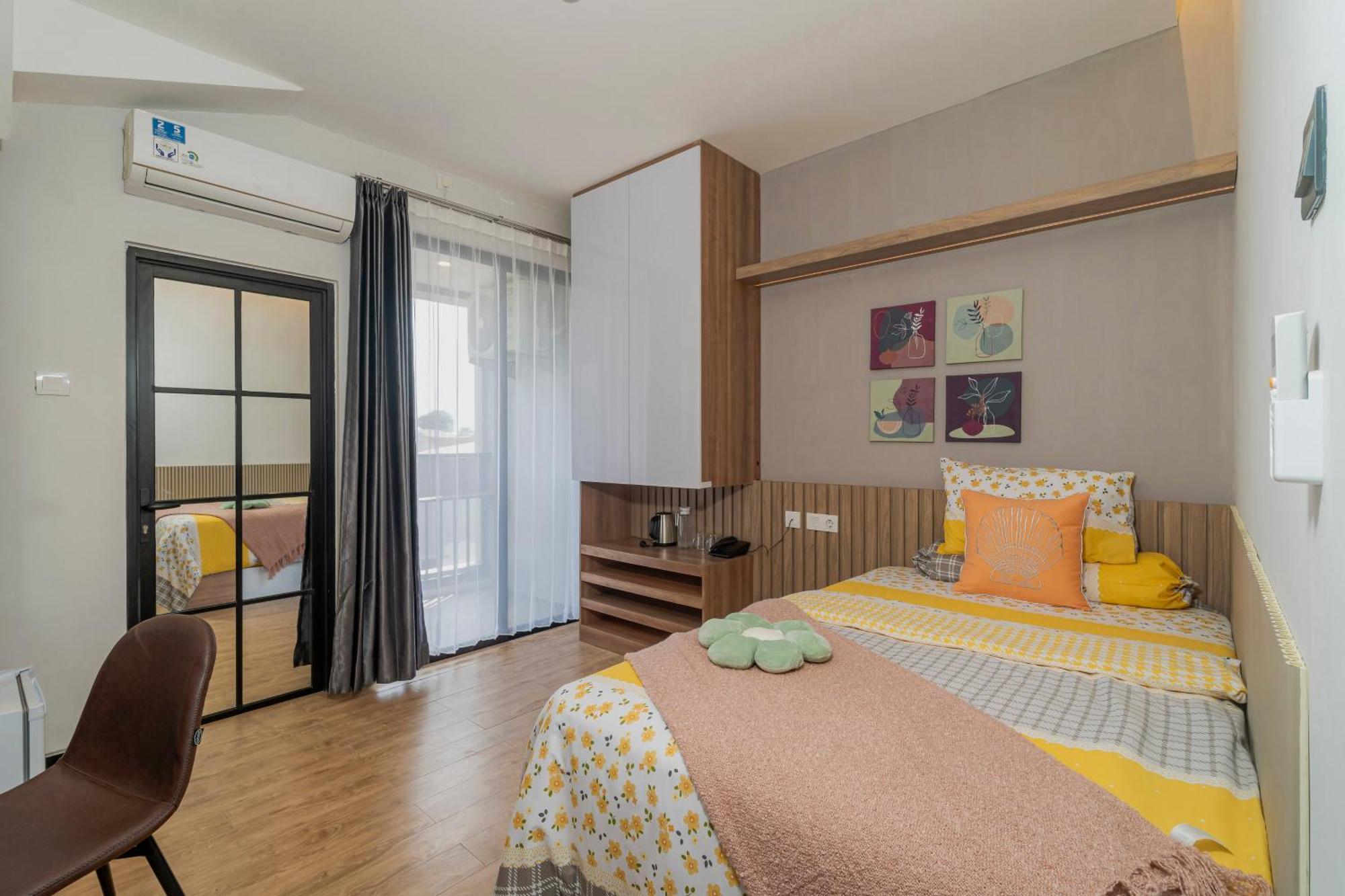 Stay.Vie Hotel سورابايا المظهر الخارجي الصورة