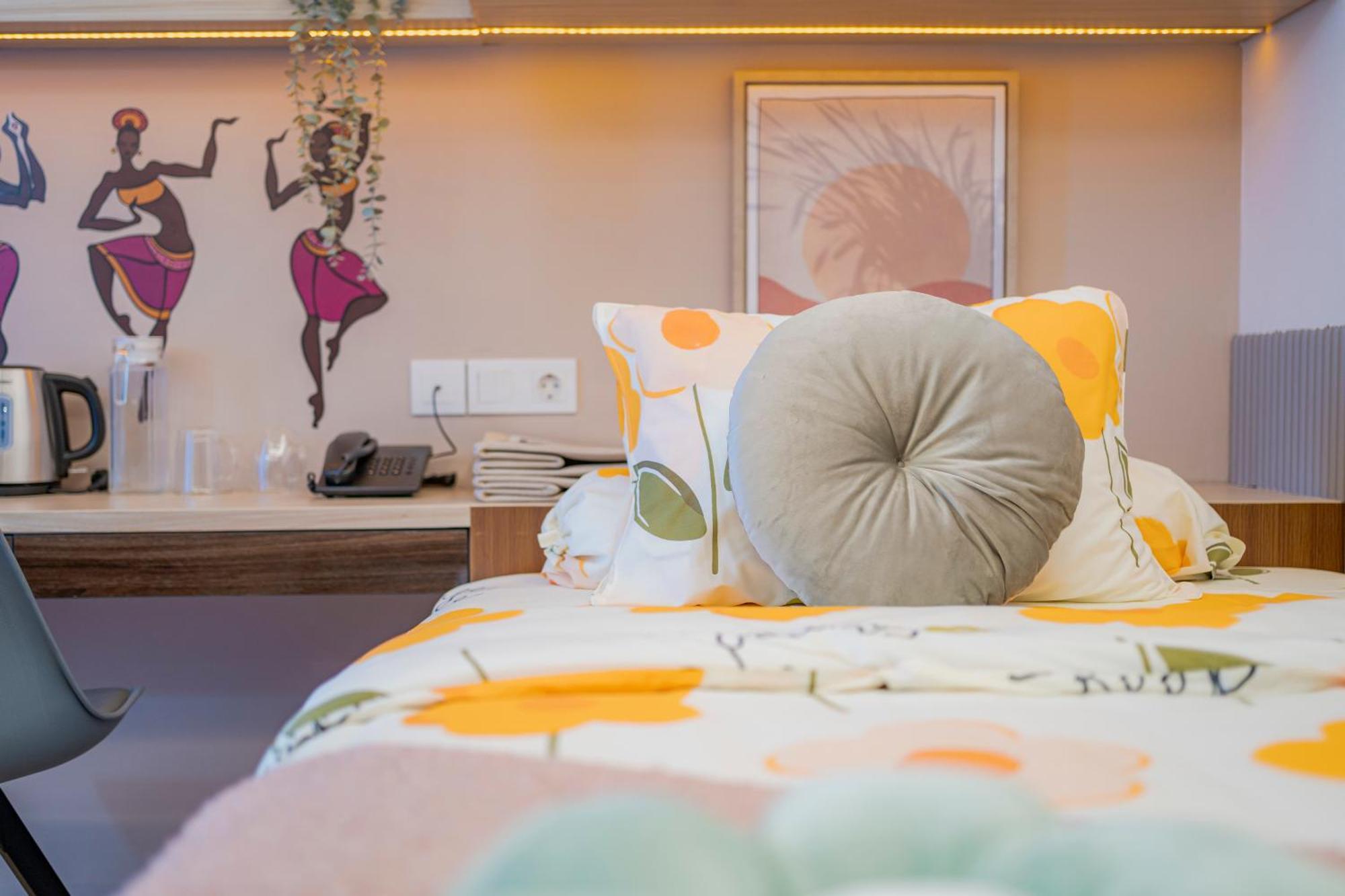 Stay.Vie Hotel سورابايا المظهر الخارجي الصورة